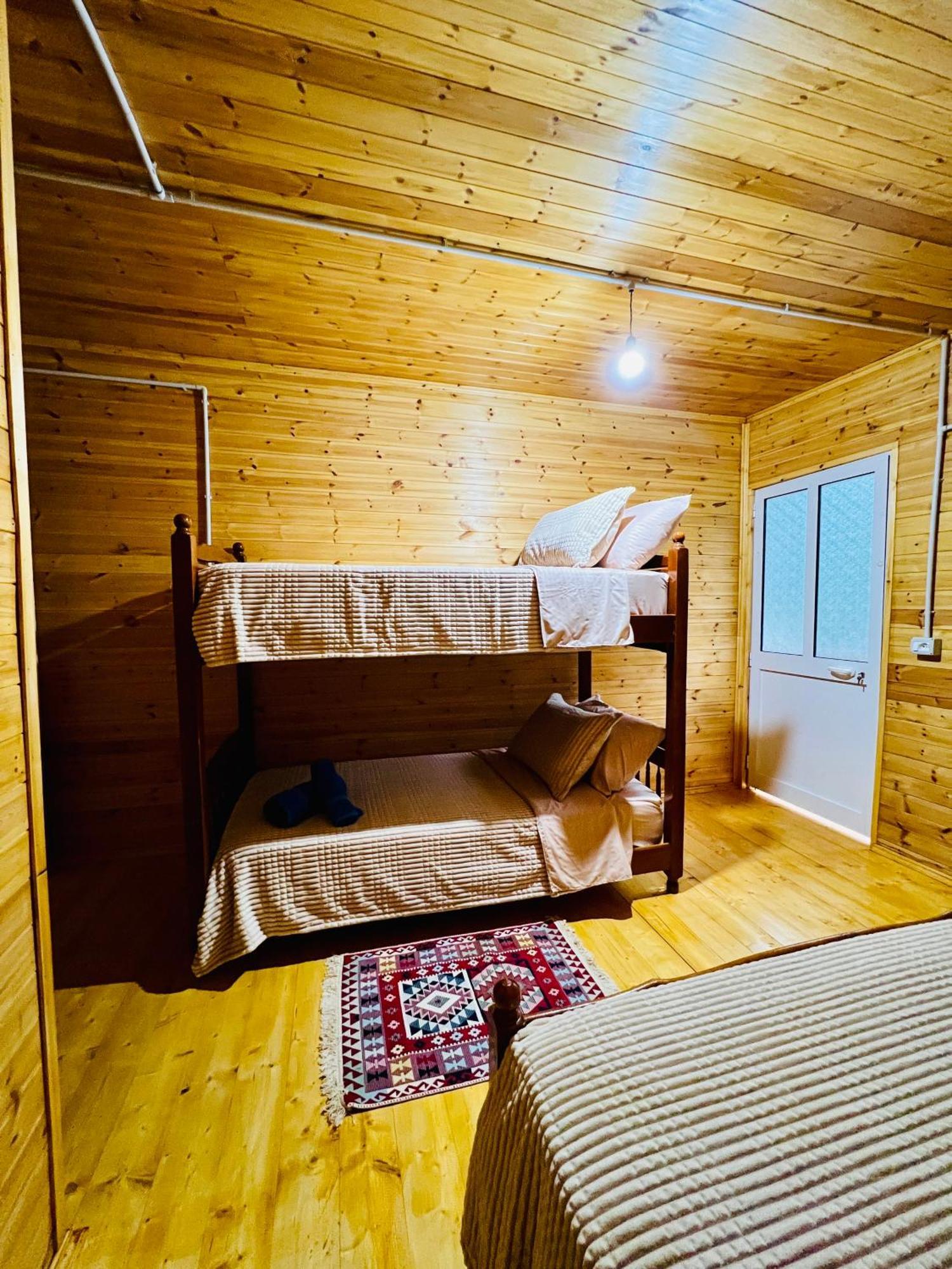 Guesthouse Zgiboza Moll' e Shoshit Zewnętrze zdjęcie
